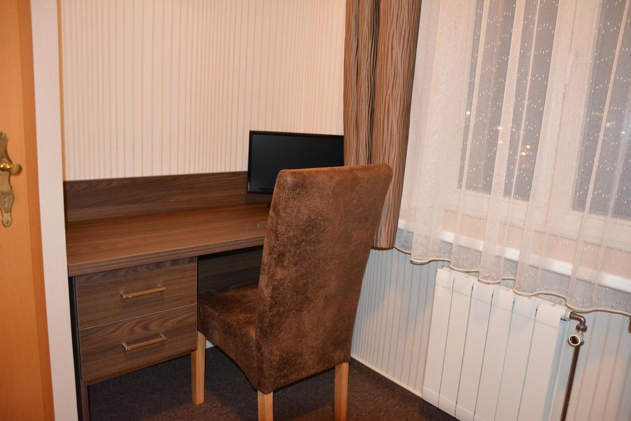 Almond Hotel Teplice Exterior photo