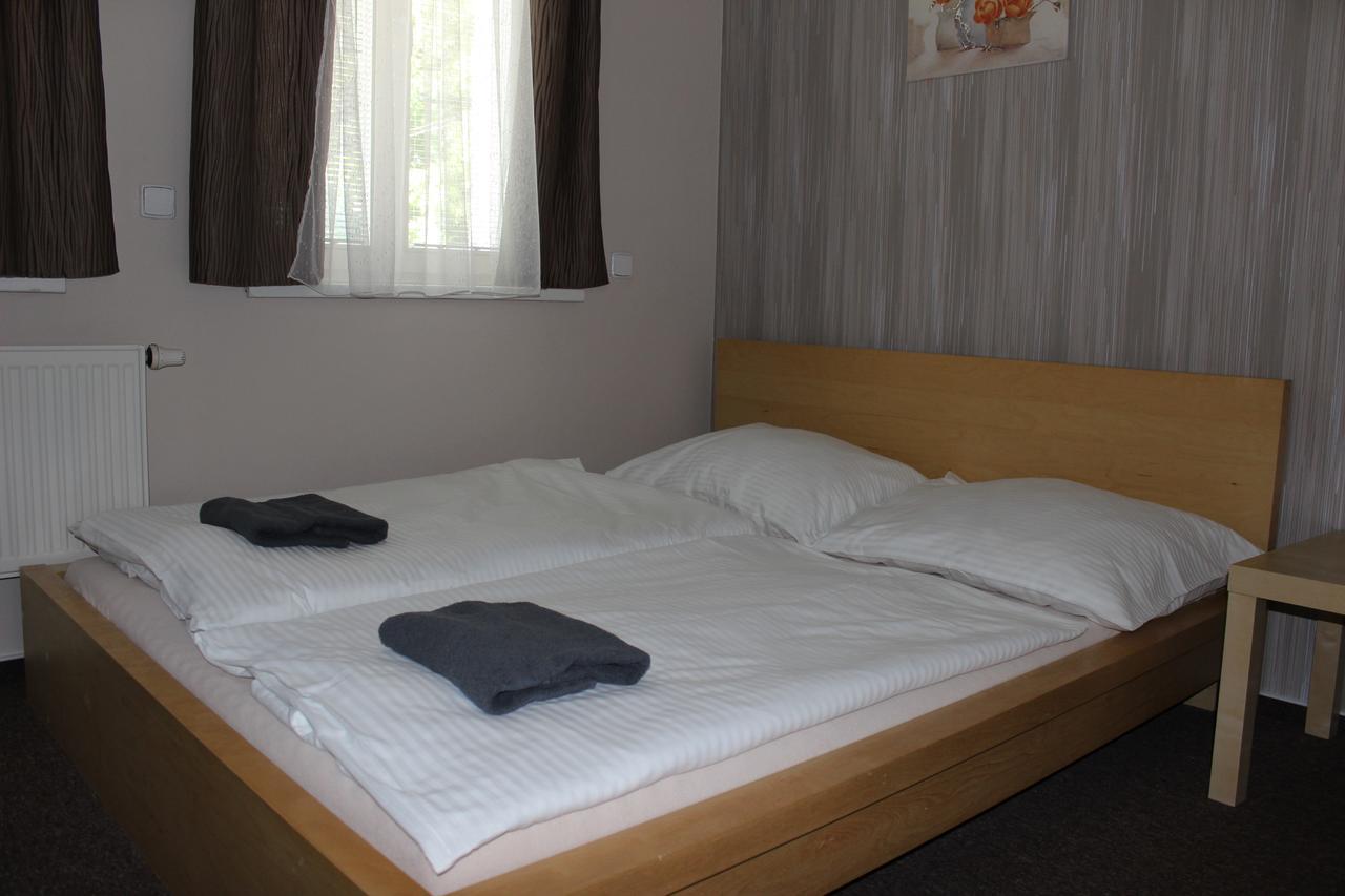 Almond Hotel Teplice Exterior photo